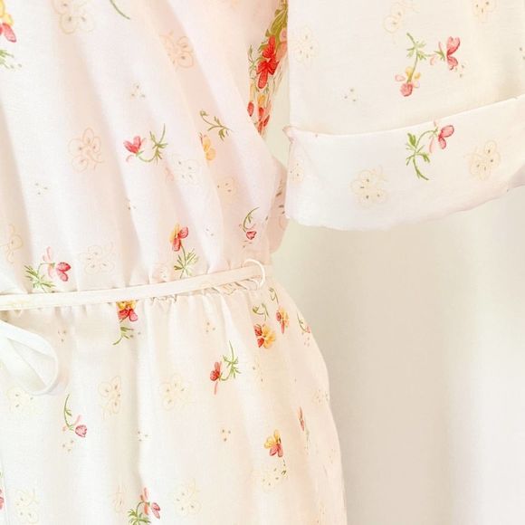 Vintage 1950s Retro Cottagecore Dress, Mid Century Boho Fairy Floral Shirt Dress - Picture 6 of 14